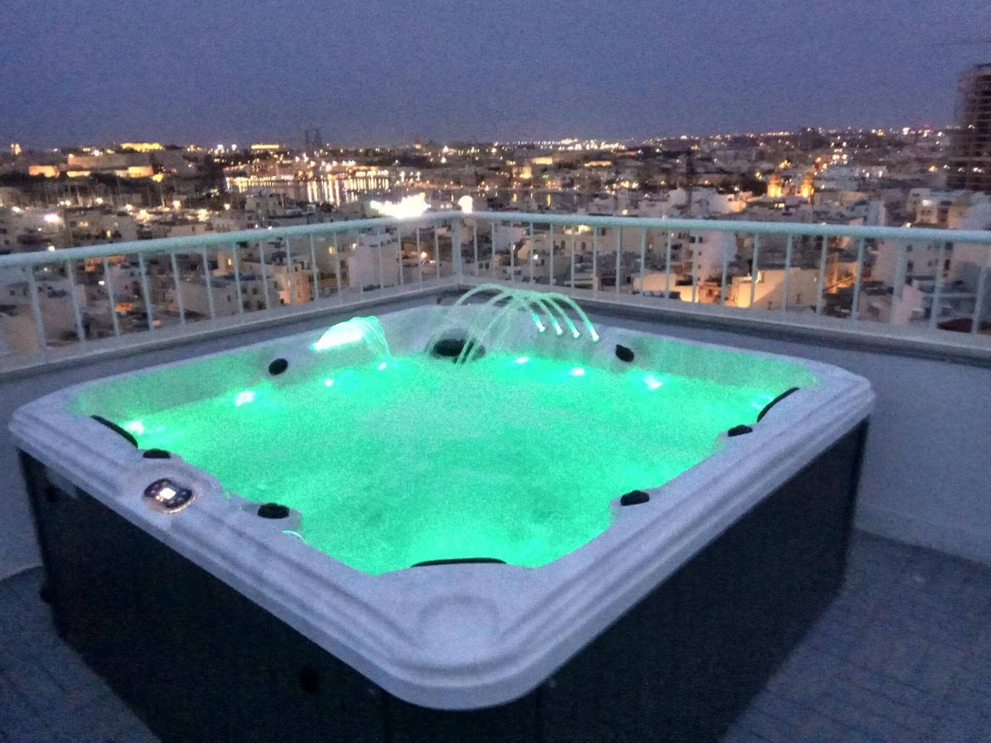 Wonderful Apartments With Shared Jacuzzi And Panorama Rooftop Gzira Exterior foto