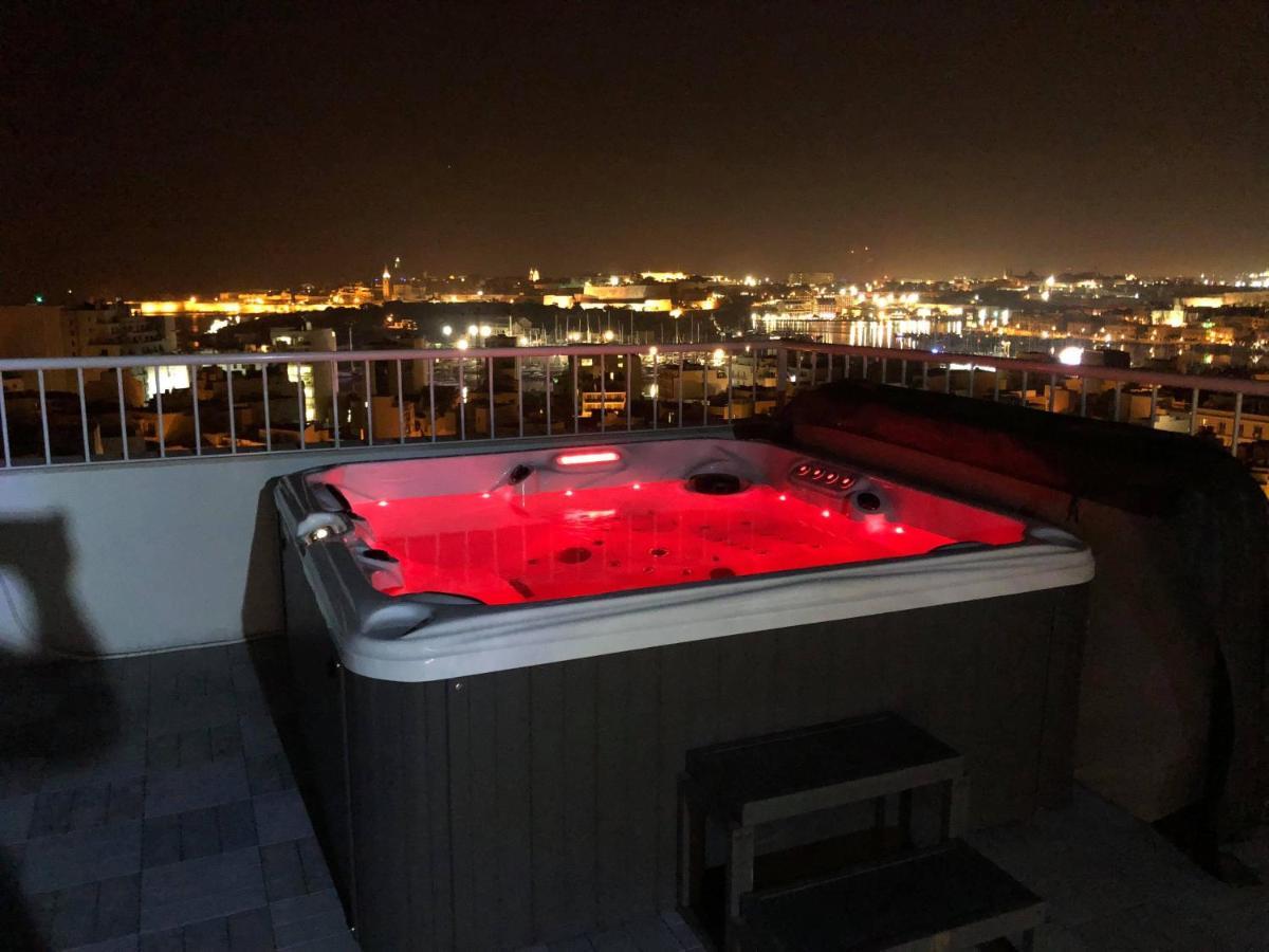 Wonderful Apartments With Shared Jacuzzi And Panorama Rooftop Gzira Exterior foto